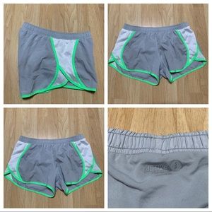 OLD NAVY Size S Women’s Active Sport  Polyester